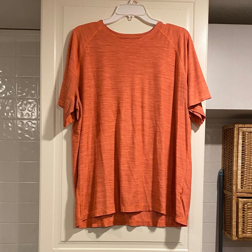 EUC Old Navy Active Burnt Orange Tee size XL unisex
